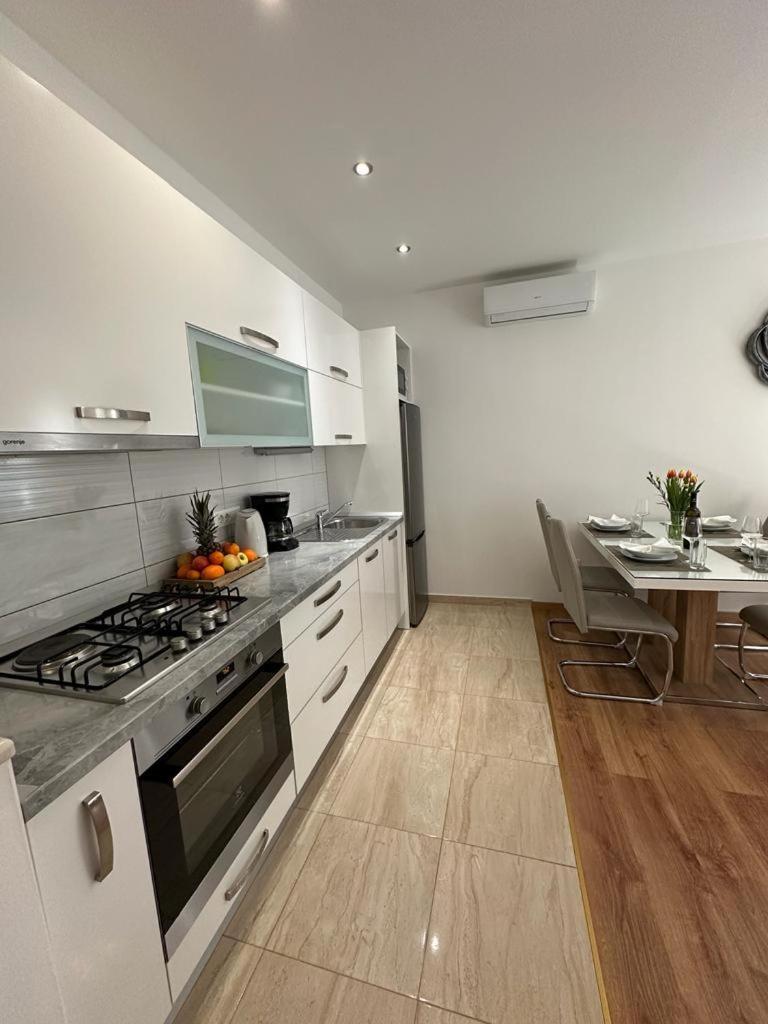 Apartmani Vice 브렐라 외부 사진